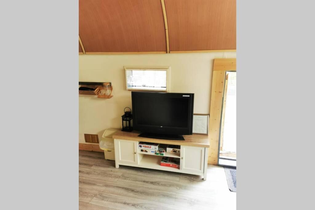 Lazy Lodge Glamping Pod With Hot Tub Laois Extérieur photo